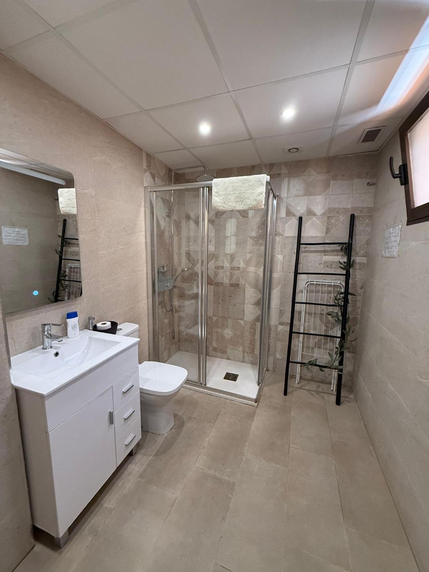 Ap Turist Velazquez Apartment Аликанте Екстериор снимка