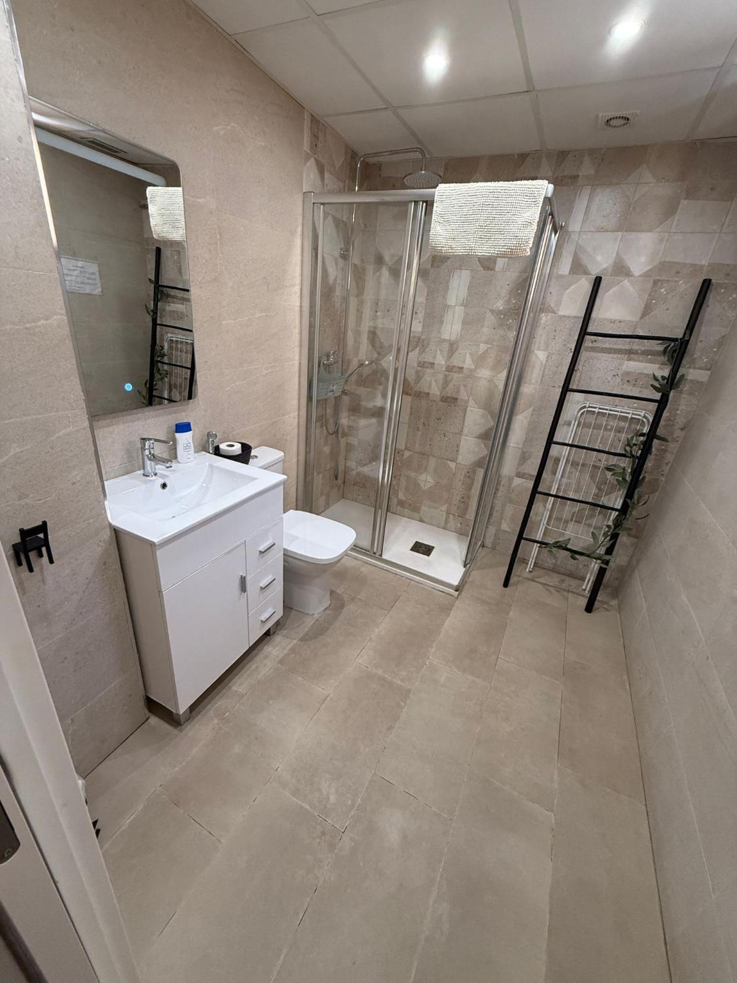 Ap Turist Velazquez Apartment Аликанте Екстериор снимка